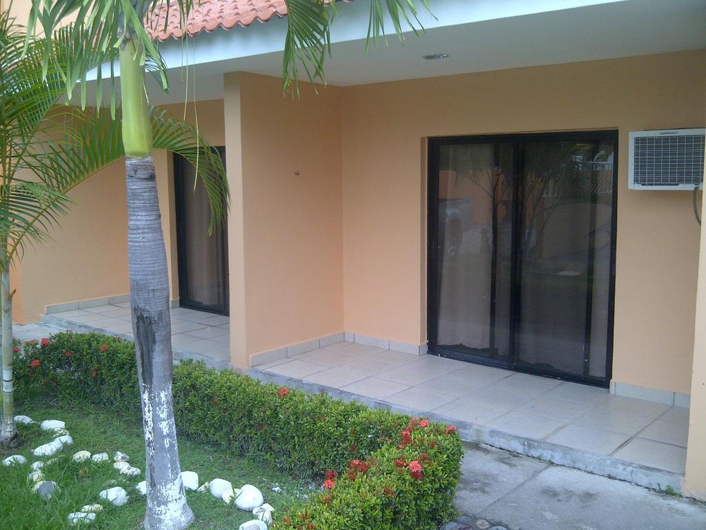 Hotel Cibeles La Ceiba Quarto foto