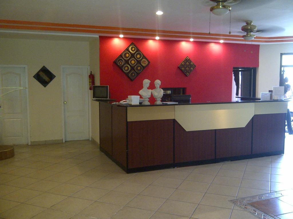 Hotel Cibeles La Ceiba Exterior foto
